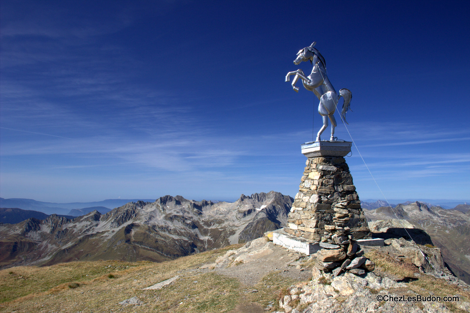 Cheval Noir (2832m)