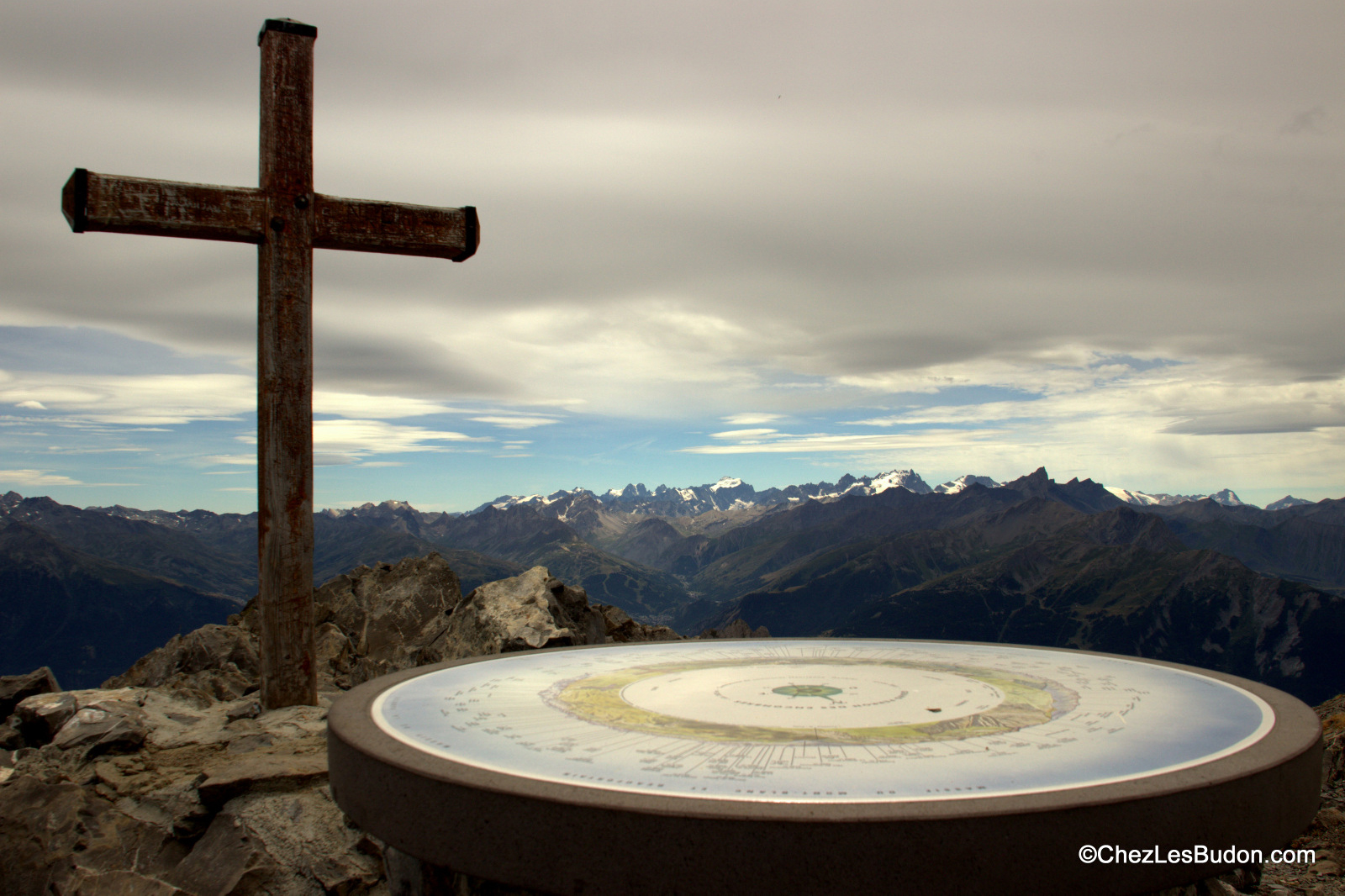 Grand Perron des Encombres (2824m) par le col du Bonhomme (2412m)