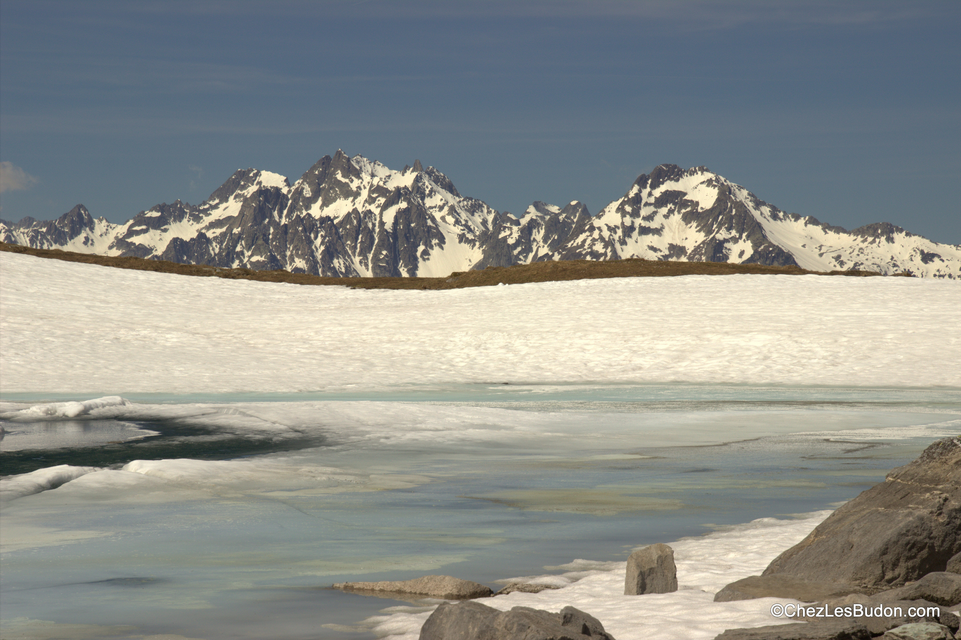 Lac Bleu (2137m) & Lac Blanc (2139m)